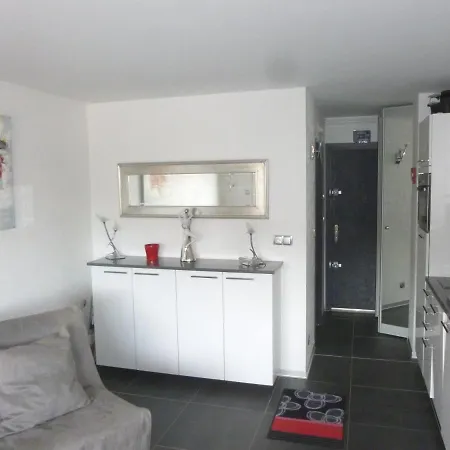 Les Pradels * 카발레르쉬르메르